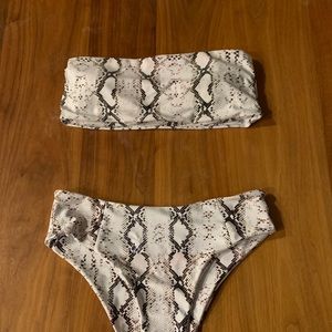 High waisted snake skin strapless bikini